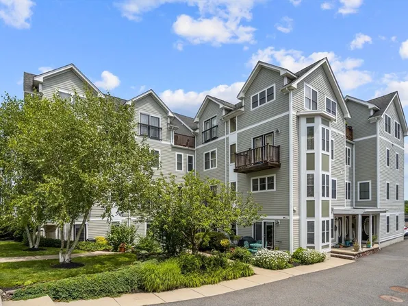 25-27 Tafthill Ter Unit 2, Roslindale, MA 02131