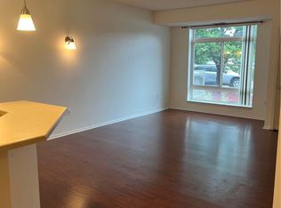 649 Old Highway 8 NW APT 138, New Brighton, MN 55112