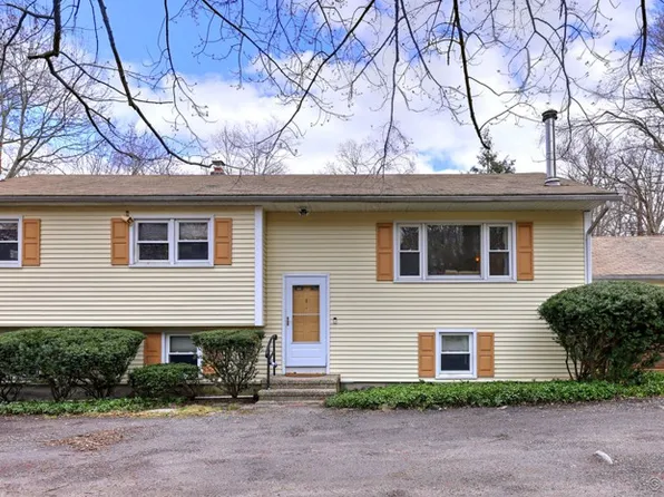 832 Amity Road, Bethany, CT 06524
