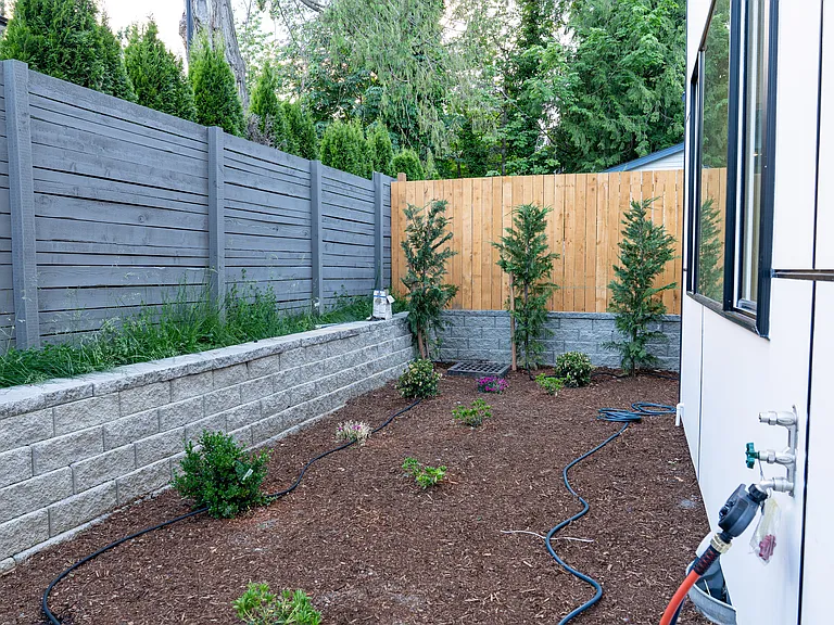 9025 Slater Ave NE — Photo 25