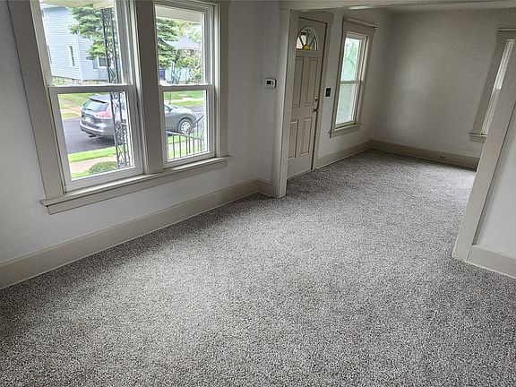 5th image of 2208 Taggert St