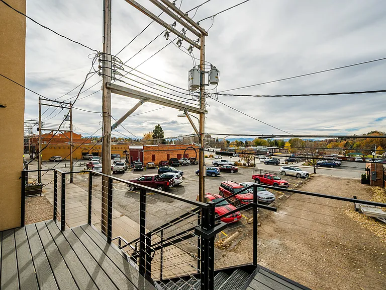226 N Main St — Photo 41