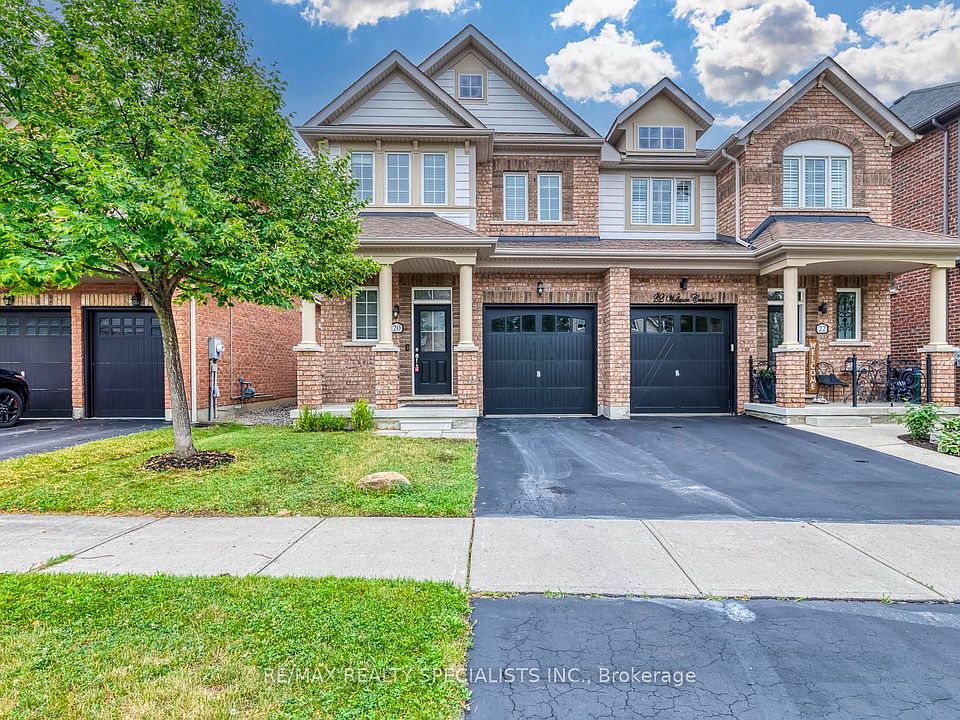 1st image of 20 Wellman Cres
