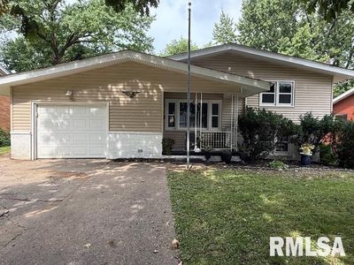 225 N Columbia Ave, Springfield, IL, 62702