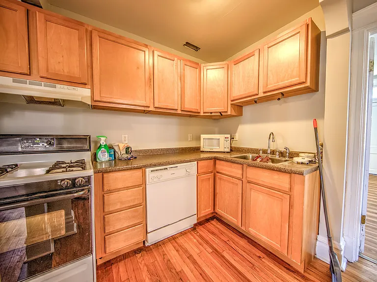 3539 Giles Ave — Photo 11