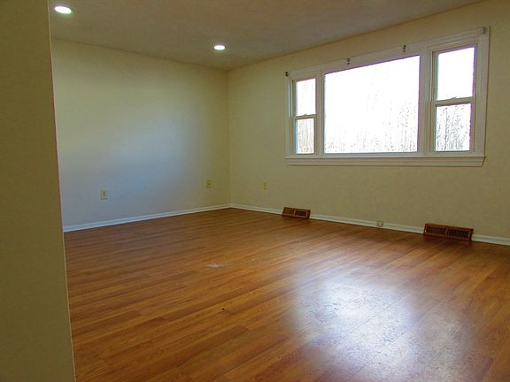 3rd image of 70 Broadway Unit 24