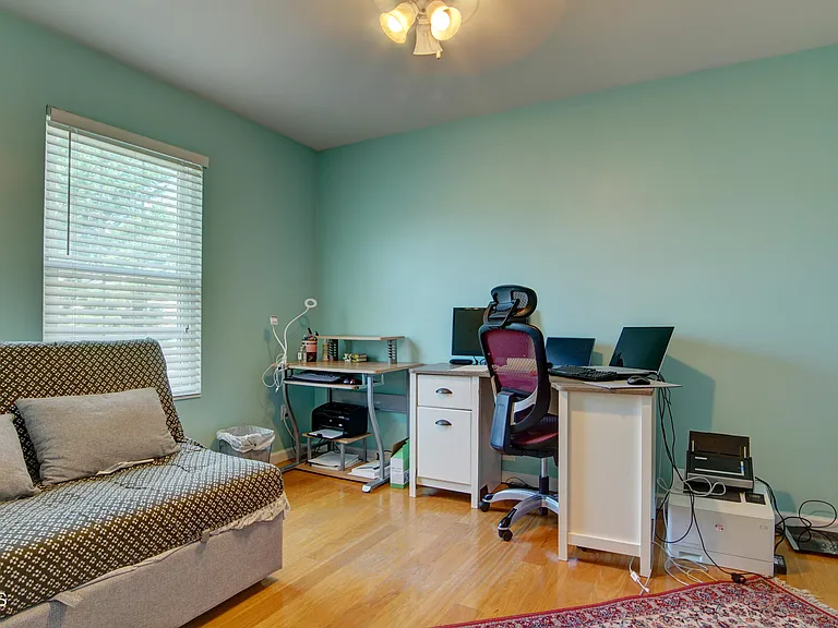 187 Kentucky Way — Photo 20