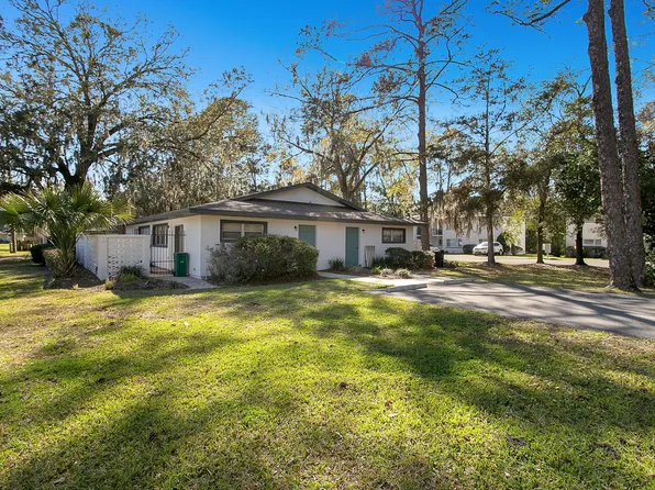 The Elizabeth | 1 & 2 Bedroom Apartments in Gainesville, FL, 1820 NW 10th St #1825D, Gainesville, FL 32609