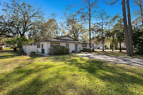 1820 NW 10th St Photo 1