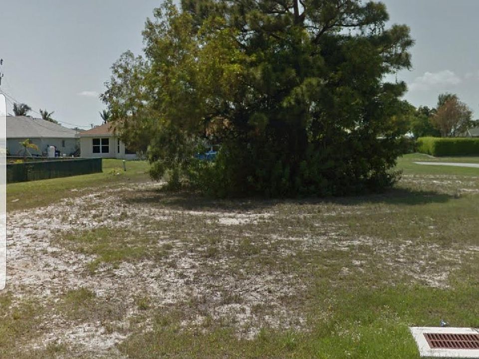 2nd image of 1618 SW 4th Ave