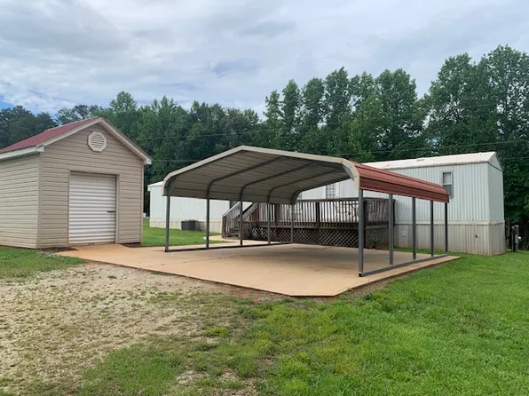 4245 Sandy Flat Rd, Travelers Rest, SC 29690