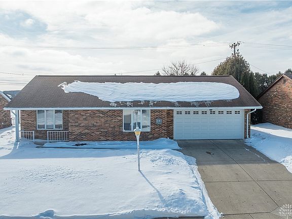 4th image of 1841 W Parkway Dr