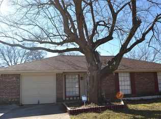 606 Springtime Dr, Cedar Hill, TX 75104