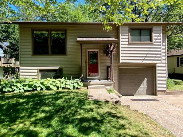 1604 Kimber Ave, Marquette, MI 49855