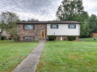 104 Kingston Rd, Blountville, TN 37617