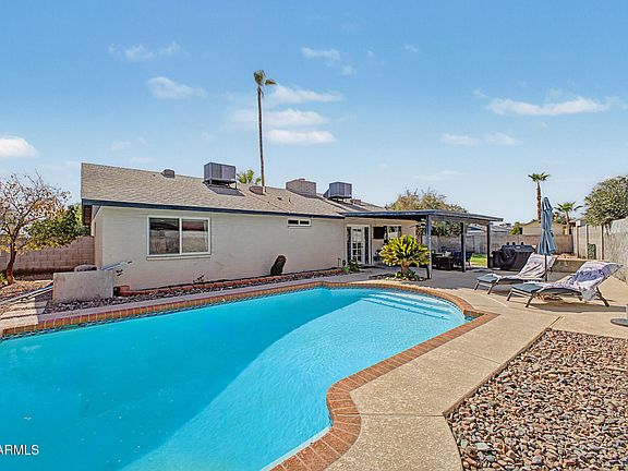 2nd image of 15437 N 30TH Avenue