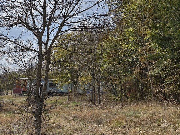 4th image of 1386 Palmyra Rd