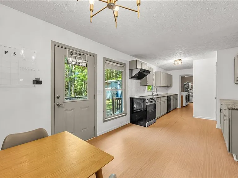 5712 Port Dr — Photo 7