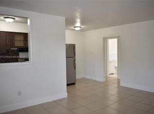16851 NE 21st Ave APT 14, North Miami Beach, FL 33162