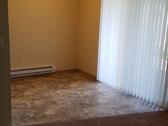 4th image of 13227 Ambaum Blvd SW APT 209