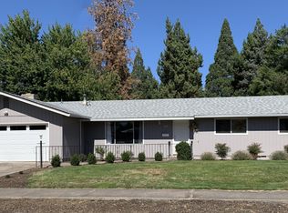 1981 Camellia Ave, Medford, OR