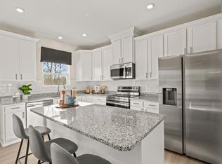 5962 Abernathy Ln, Columbus, OH 43232