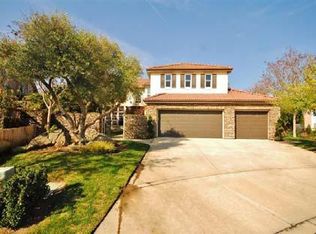 1646 E Desert Island Dr, Fresno, CA