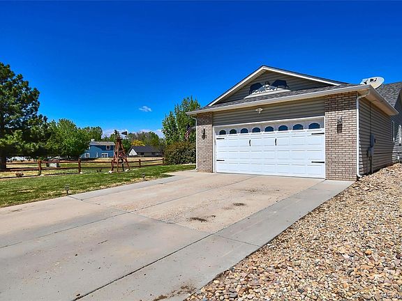 3rd image of 605 Mcclure Avenue