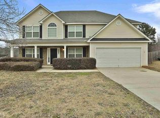 816 Betsy Ross Trl, Hampton, GA 30228