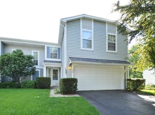 1667 Estate Cir, Naperville, IL 60565