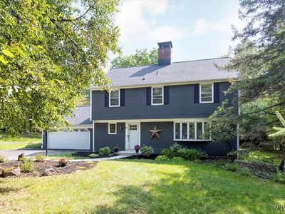 6 Briar Hill Rd, Orchard Park, NY, 14127