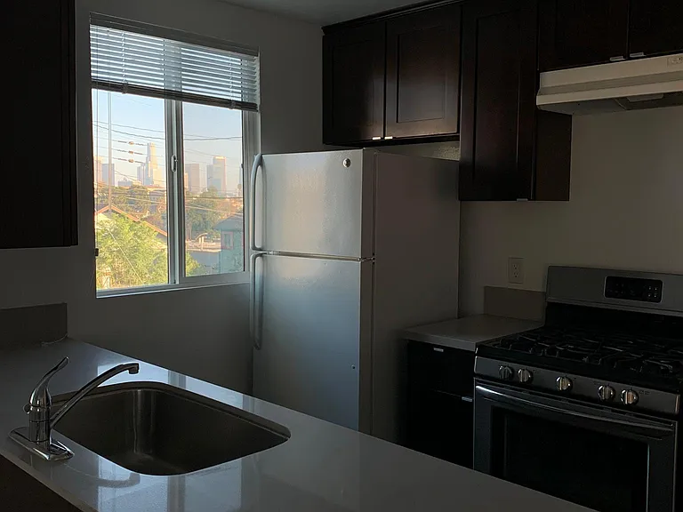 621 N Benton Way #5 — Photo 4