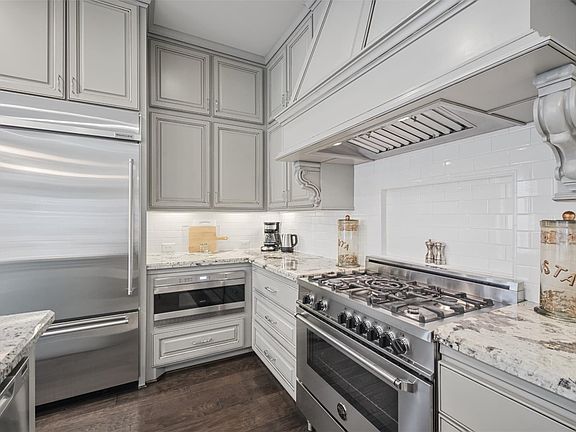 5th image of 8897 Van Allen Dr