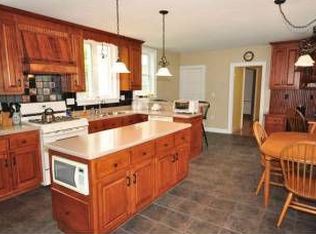 270 Maple St, Franklin, MA 02038