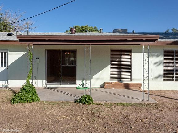 5th image of 2607 Crestview Dr