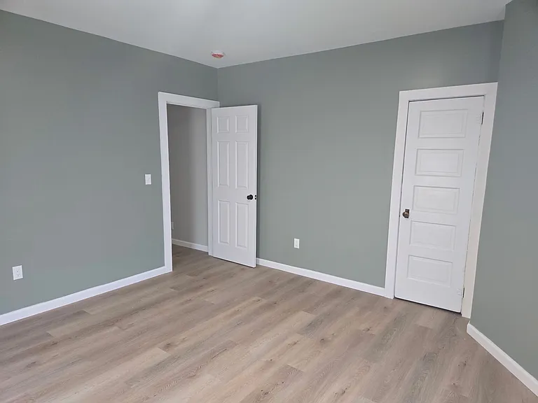 164 Grove St #1S — Photo 6