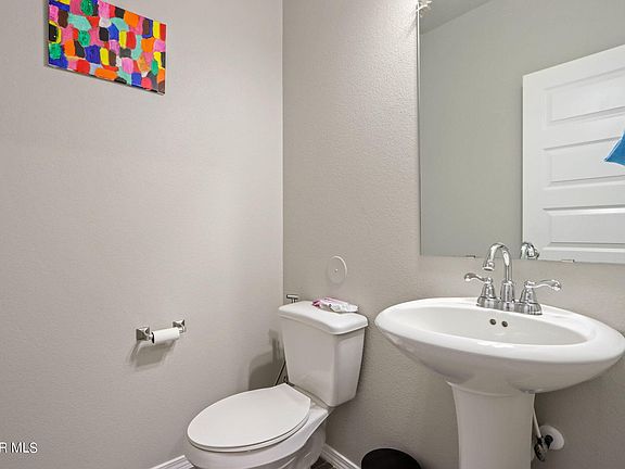 4th image of 3937 Desert Dunes Dr