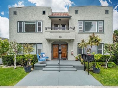 221 Belmont Ave, Long Beach, CA, 90803