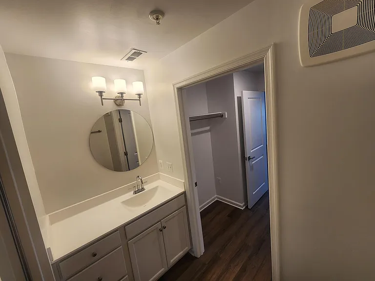 Southridge Apartments — Photo 3