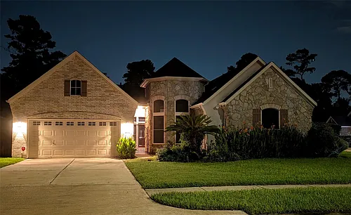 10114 Crescent Bluff Ln Photo 1