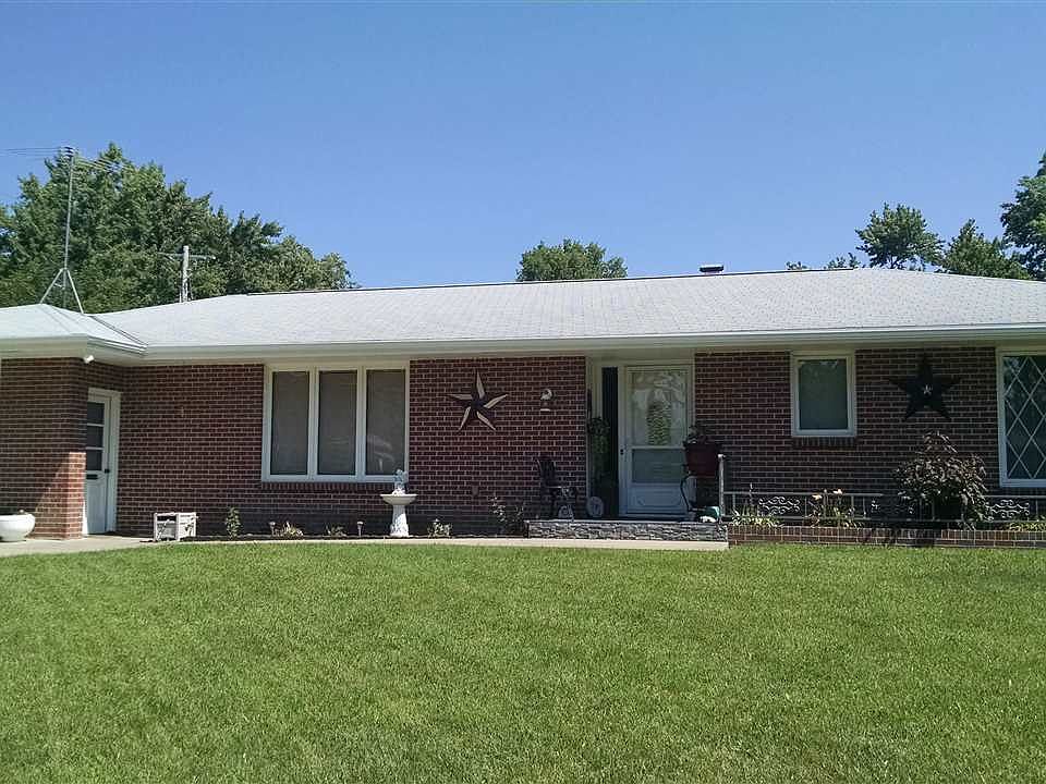 2112 High St Beatrice NE 68310 Zillow