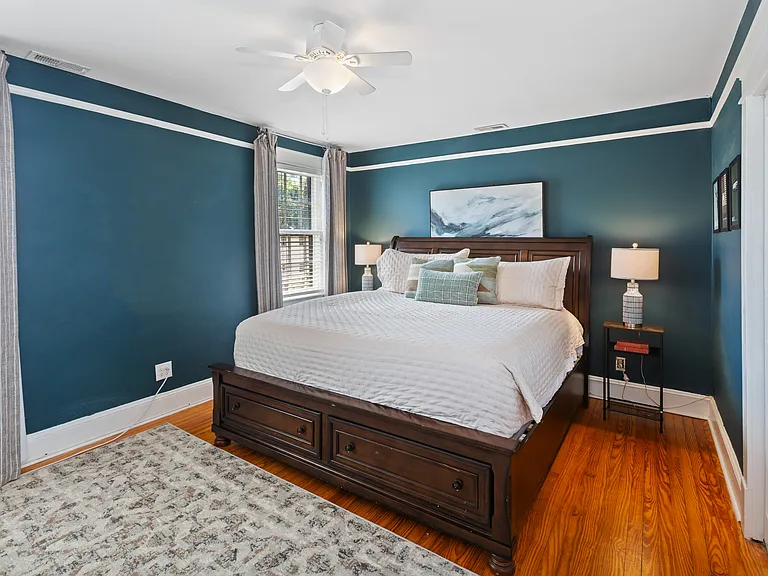 301 Broad St — Photo 10