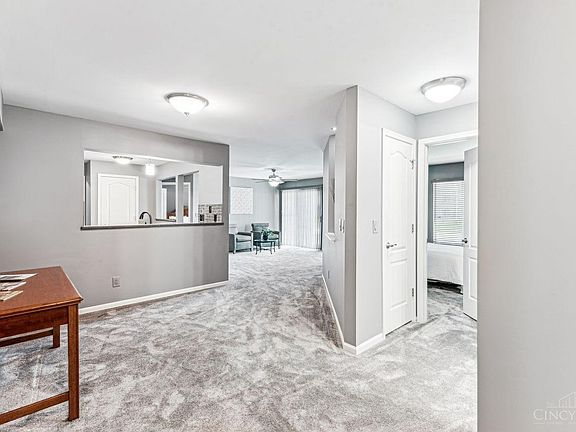 5th image of 9947 Shorewood Ln Unit A