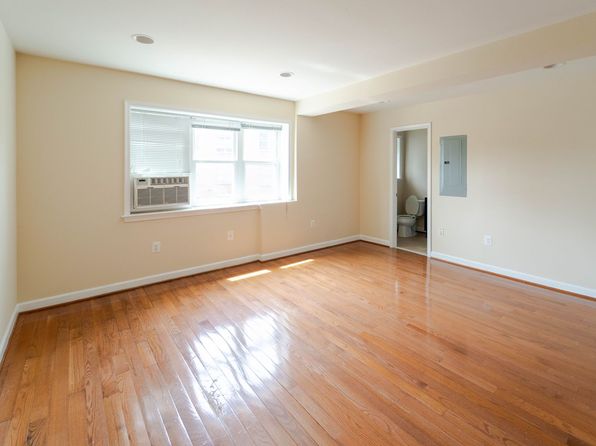 444 Rhode Island Ave NW #201