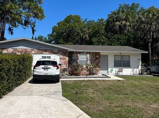 2209 51st Ave W #A, Bradenton, FL 34207