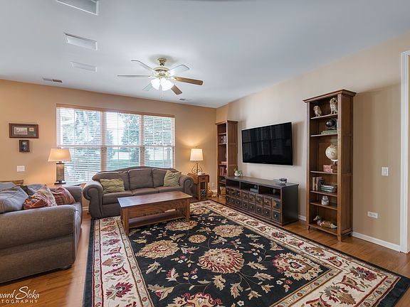 5th image of 13550 Honeysuckle Dr