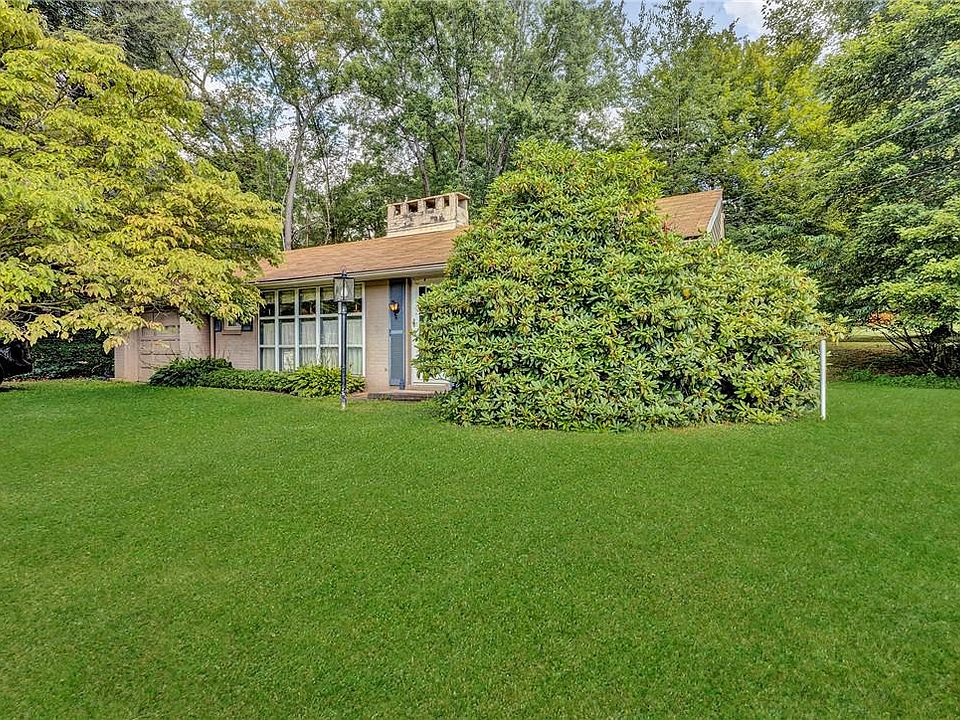 1st image of 137 McLanahan Dr