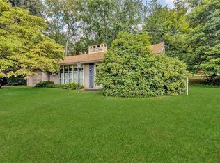 137 McLanahan Dr, Beaver Falls, PA 15010