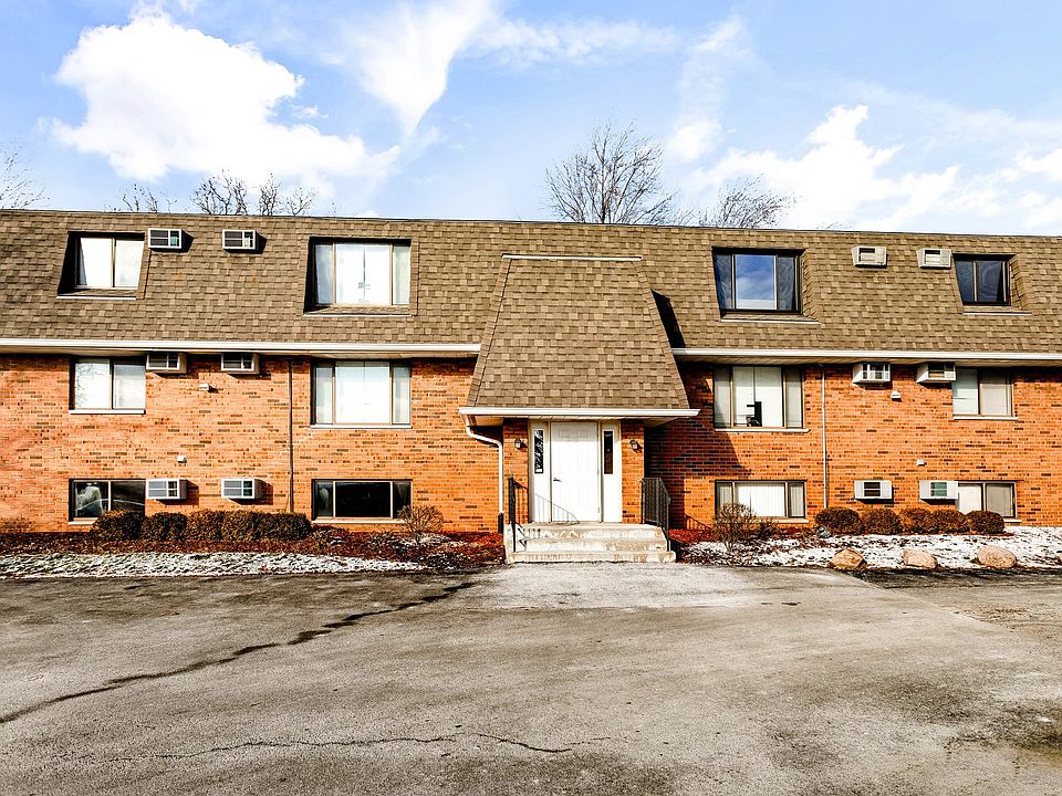 1st image of 3111 Heritage Dr APT 4