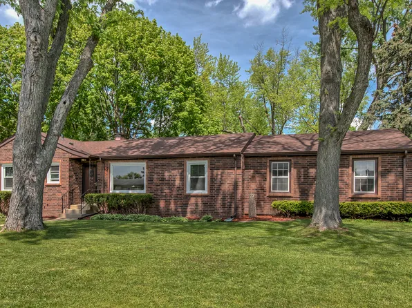 547 Reese Ave, Dundee, IL 60118